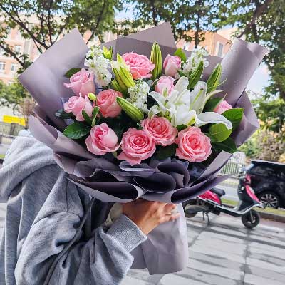 淮北11朵戴安娜粉玫瑰百合，与你一起追逐梦想